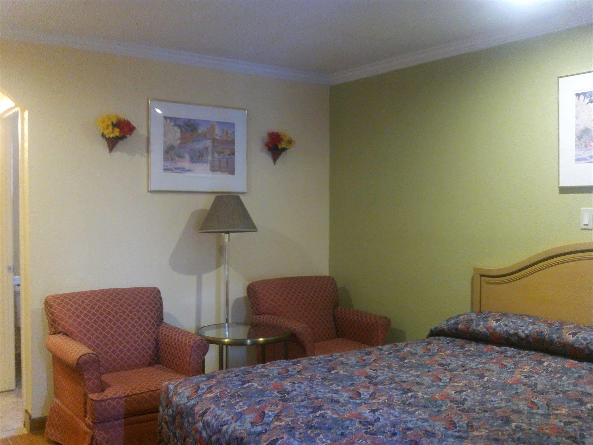 Sunstar Inn Los Banos Exterior foto